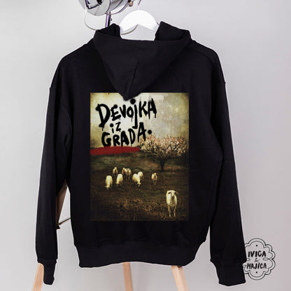 Devojka iz grada – Ženski duks sa kapuljačom