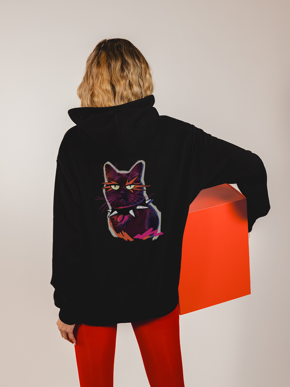 Izađi mi iz aure – Ženski duks sa kapuljačom