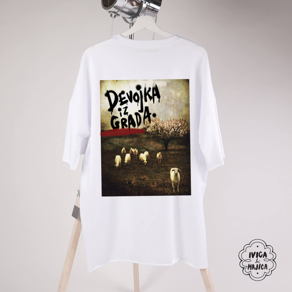 Devojka iz grada – Ženska oversize majica