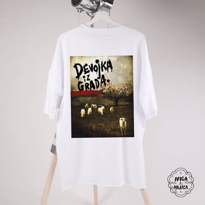 Devojka iz grada – Ženska oversize majica