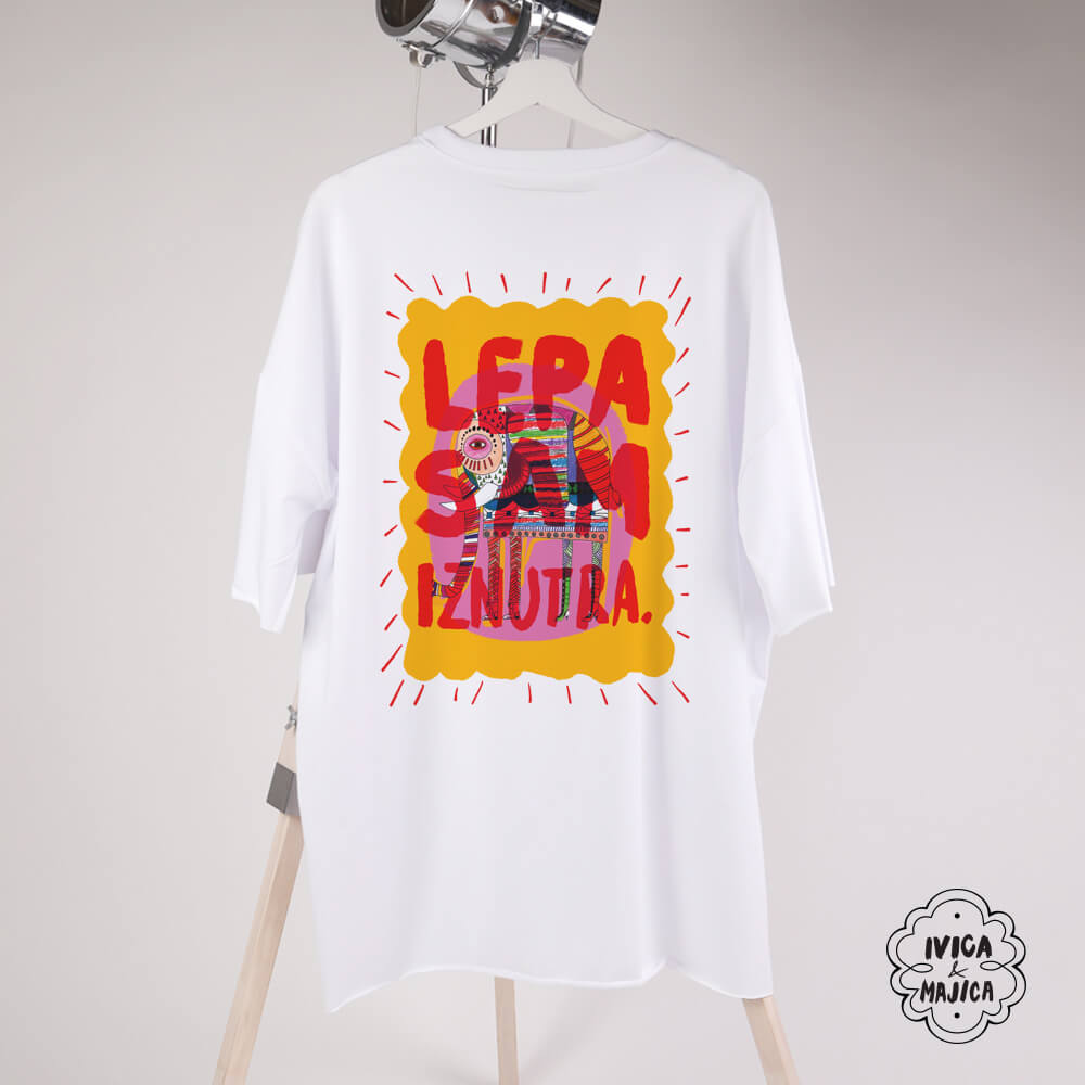 Lepa sam iznutra – Ženska oversize majica