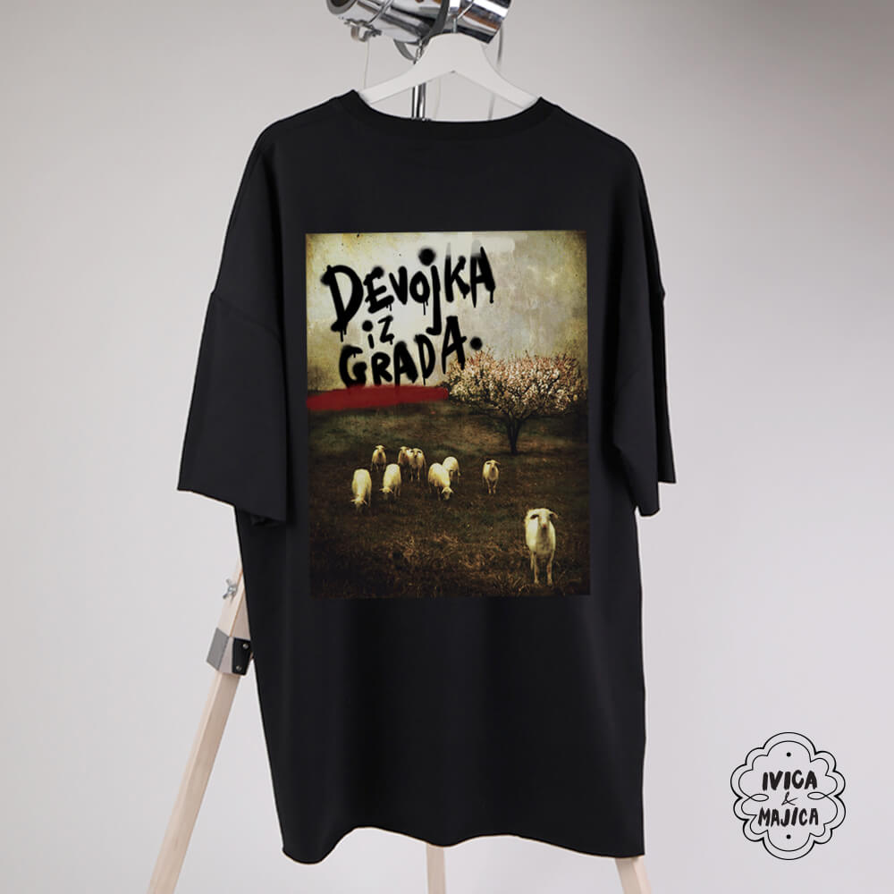 Devojka iz grada – Ženska oversize majica