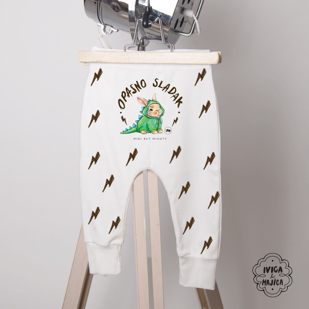 Opasno sladak zec – Dečije Pantalonice