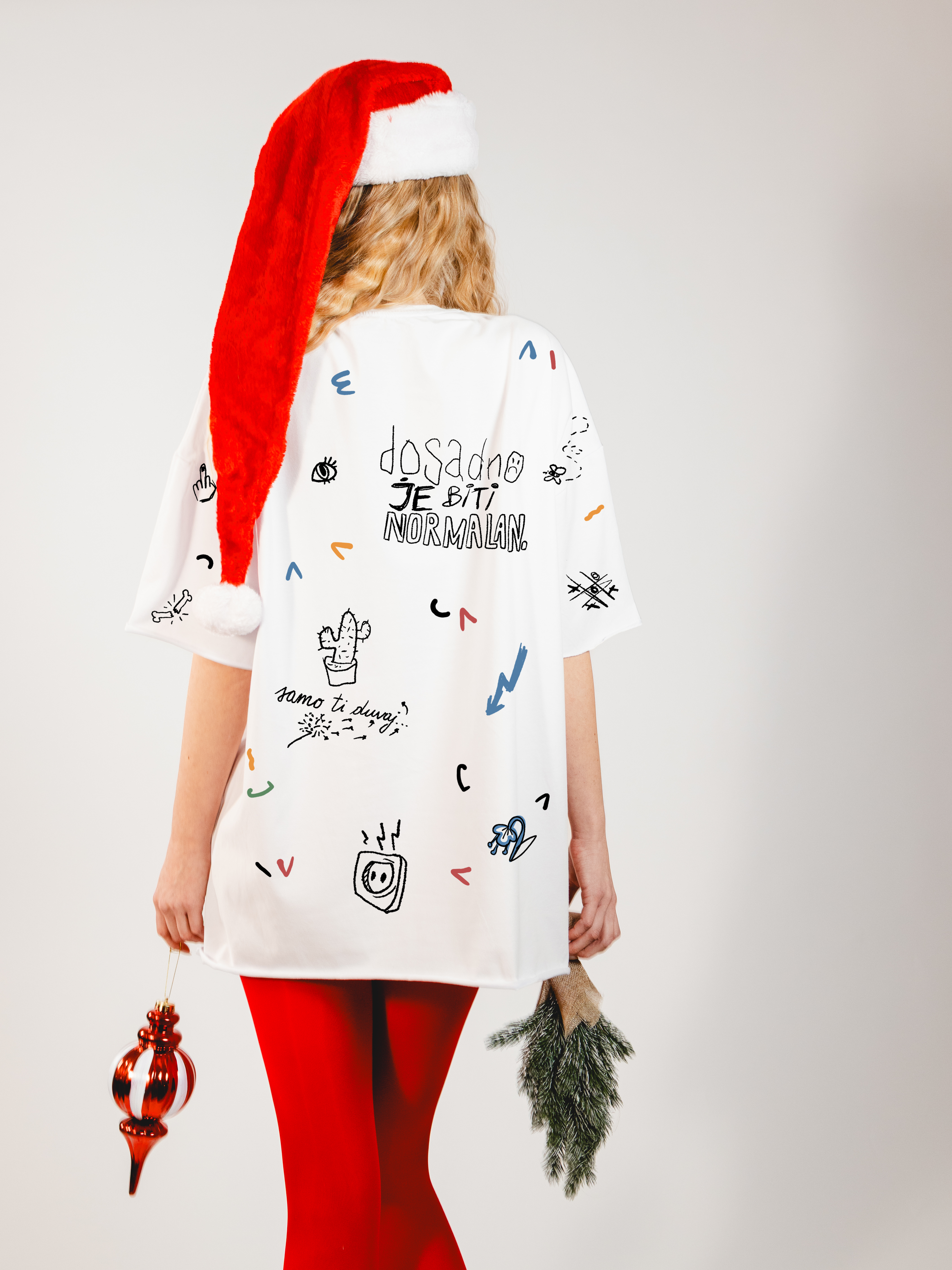 Zašto me svi čudno gledaju – Ženska oversize majica